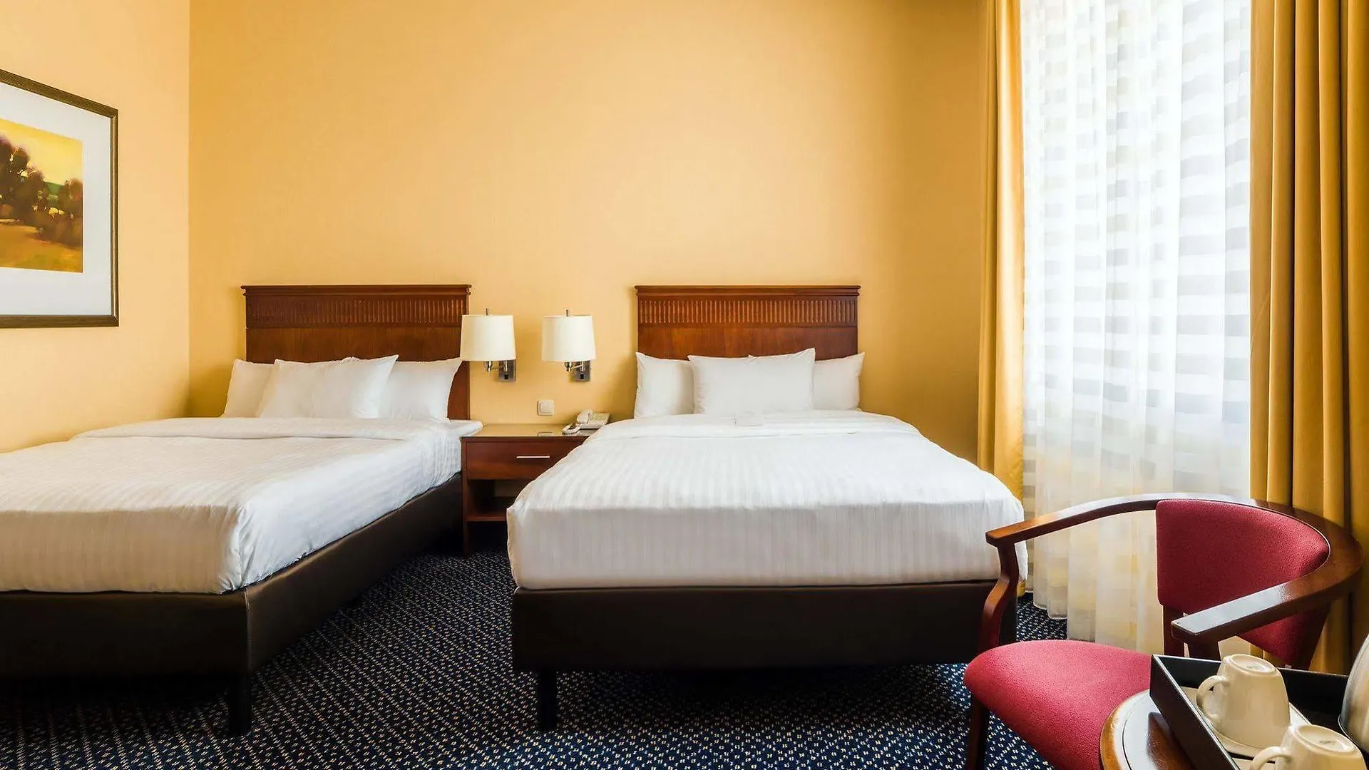 Hotel Courtyard By Marriott Warsaw Airport