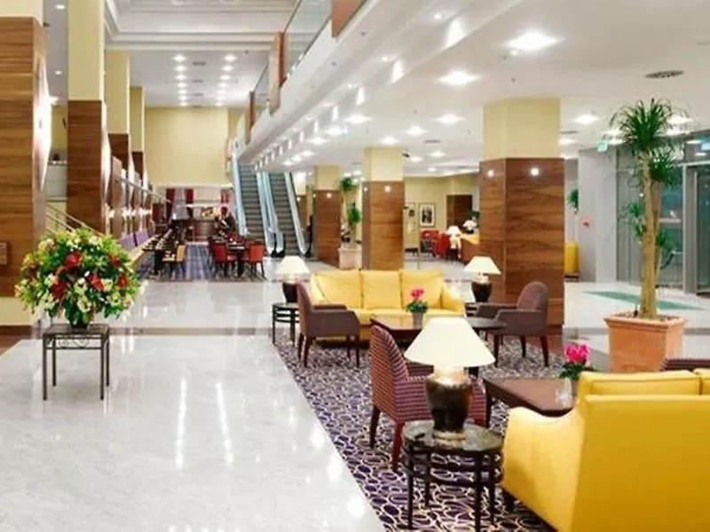 Courtyard By Marriott Warsaw Airport Hotel Poland